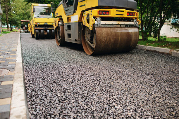 Best Driveway Pavers Near Me  in Fountainebleau, FL